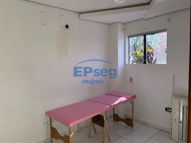 Sala para alugar, no bairro Vila Santana em Cambé