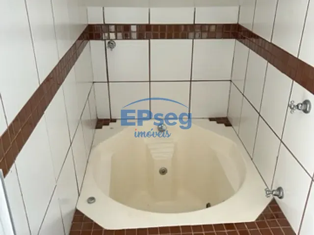 Sala para alugar, no bairro Vila Santana em Cambé