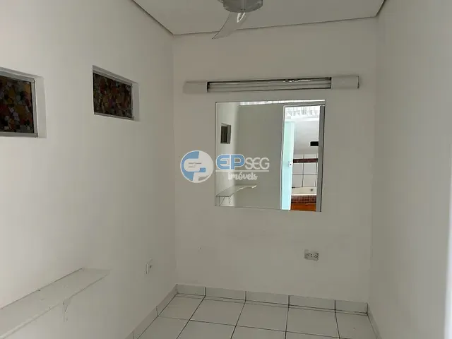 Sala para alugar, no bairro Vila Santana em Cambé