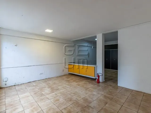 Sala para alugar, no bairro Centro em Londrina
