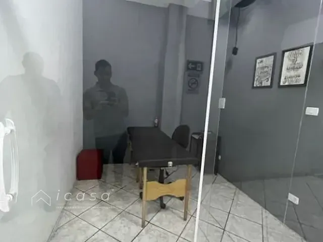 Sala com 12m², para alugar, no bairro Centro em Caçapava