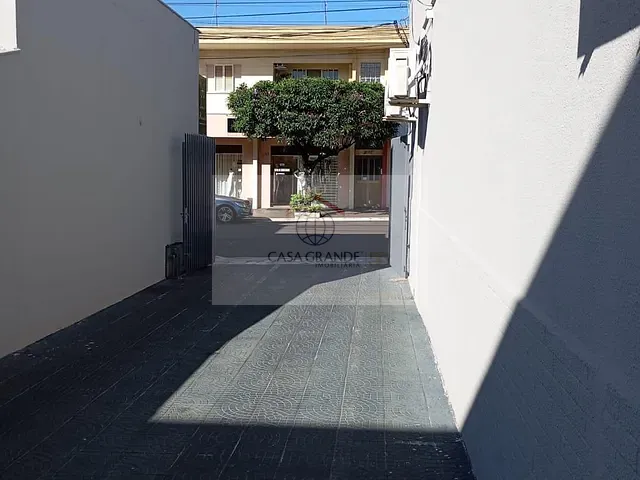 Sala para alugar, no bairro Centro em Rolândia