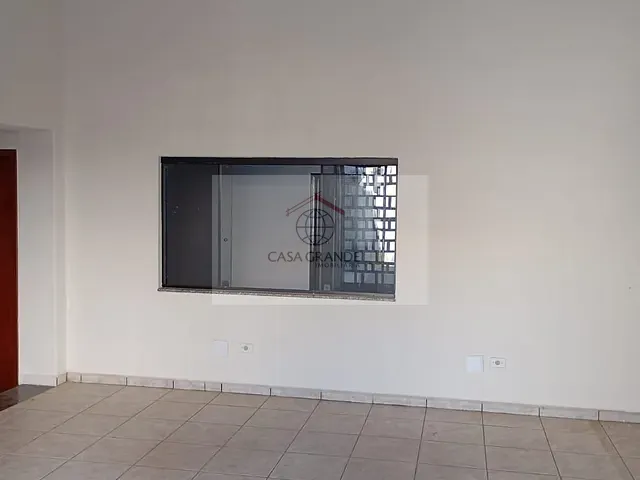 Sala para alugar, no bairro Centro em Rolândia