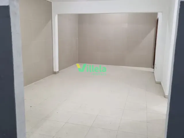 Sala à venda, no bairro Jardim Maragogipe em Itaquaquecetuba