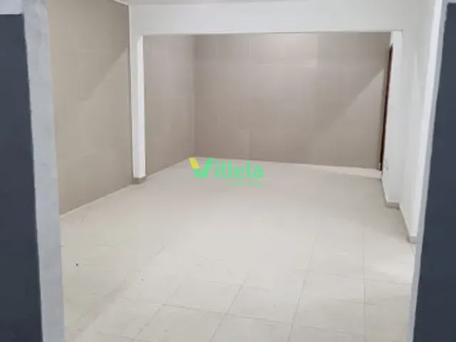 Sala à venda, no bairro Jardim Maragogipe em Itaquaquecetuba