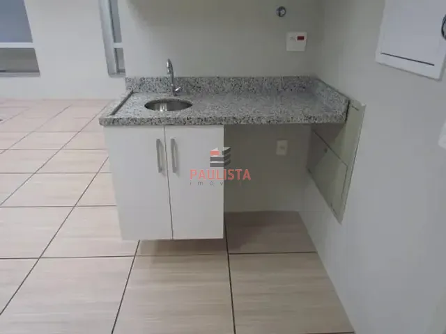 Sala à venda, no bairro Planalto Paulista em São Paulo