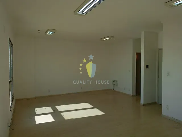 Sala com 40m², para alugar, no bairro Saúde em Rio de Janeiro