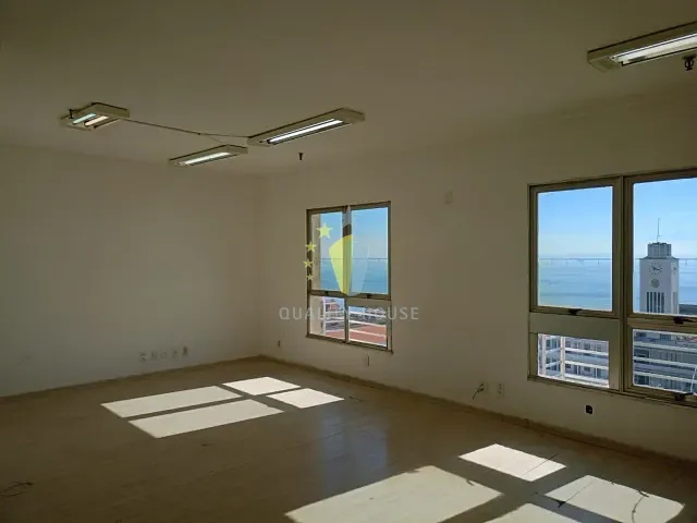 Sala com 40m², para alugar, no bairro Saúde em Rio de Janeiro