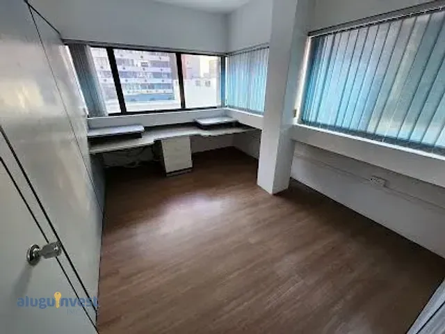 Sala para alugar, no bairro Centro em Florianópolis