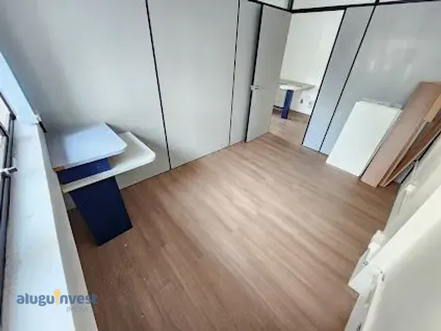 Sala para alugar, no bairro Centro em Florianópolis