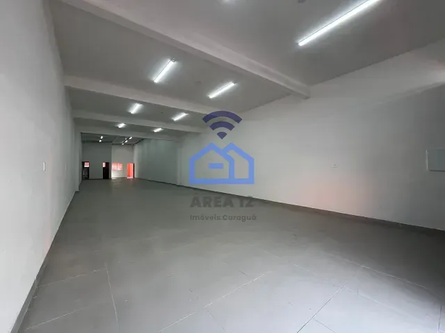 Sala para alugar, no bairro Centro em Caraguatatuba