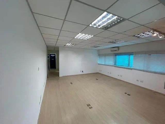 Sala com 60m², à venda, no bairro Vila Bocaina em Mauá