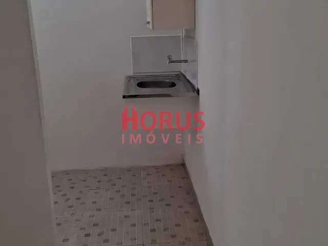 Sala para alugar, no bairro Vila Palmeiras em São Paulo