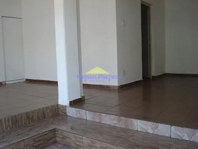 Sala com 117m², para alugar, no bairro Centro em Capivari