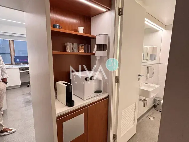 Sala com 25m², à venda, no bairro Ipanema em Rua Visconde de Pirajá