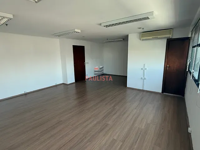 Sala à venda, no bairro Mirandópolis em São Paulo