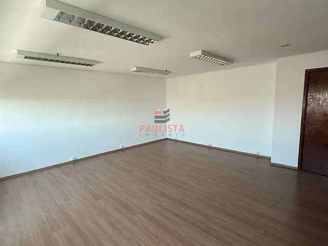 Sala à venda, no bairro Mirandópolis em São Paulo