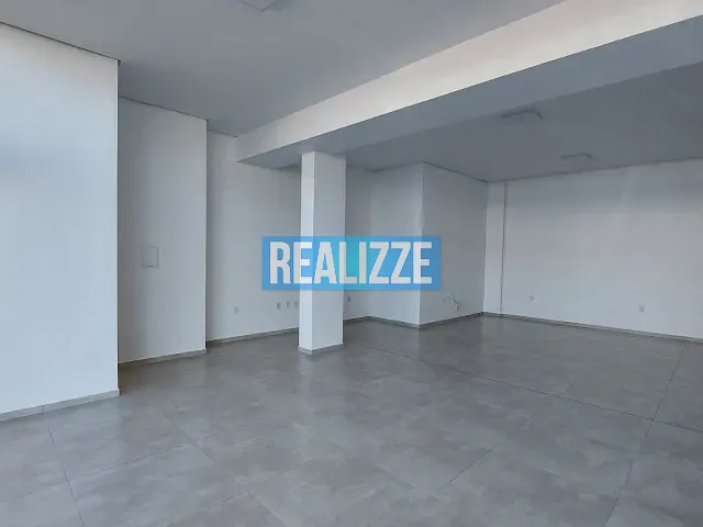 Sala para alugar, no bairro Centro em Marau