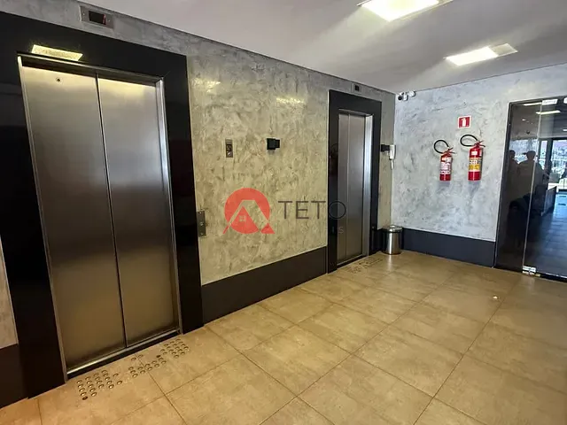 Sala para alugar, no bairro Zona 01 em Maringá