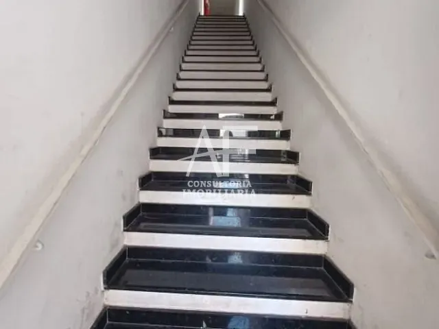 Sala com 30m², para alugar, no bairro Parque São Luís em Taubaté