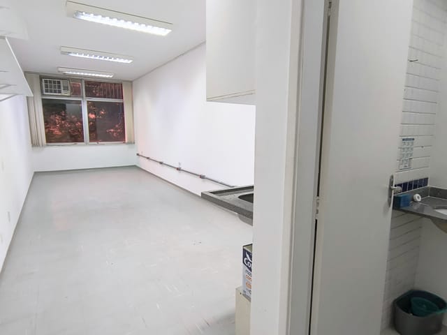 Sala com 65m², à venda, no bairro Jardim Paulista em São Paulo