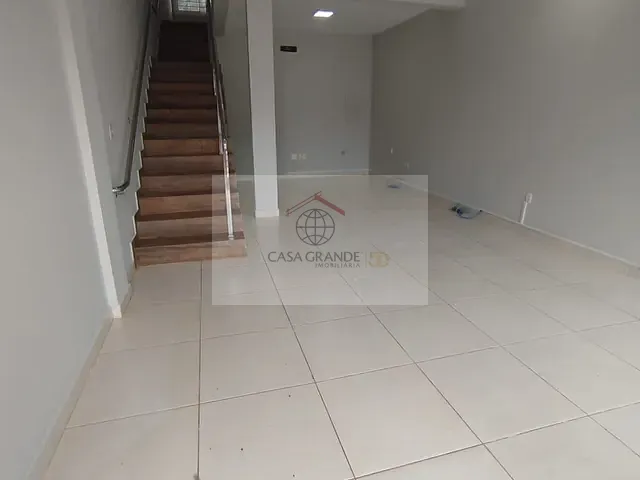 Sala para alugar, no bairro Centro em Rolândia