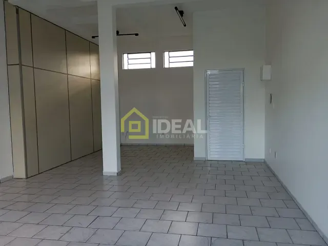 Sala para alugar, no bairro Nazaré em Concórdia