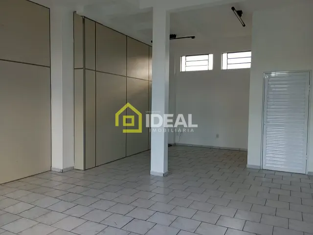 Sala para alugar, no bairro Nazaré em Concórdia