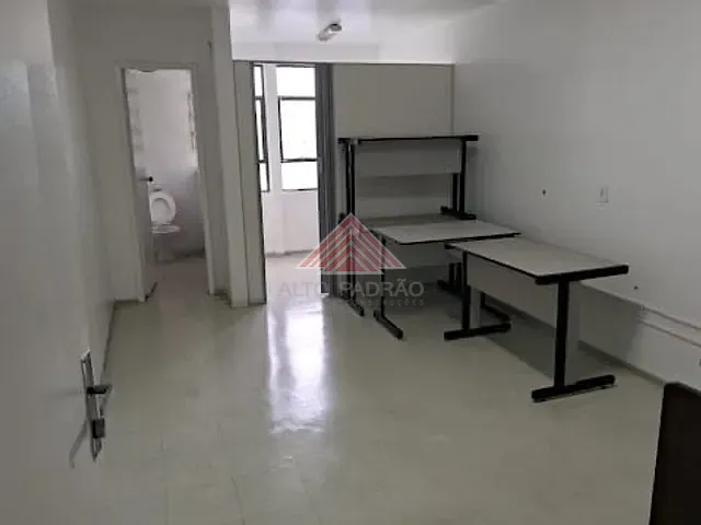 Sala com 22m², para alugar, no bairro Centro em Santo André