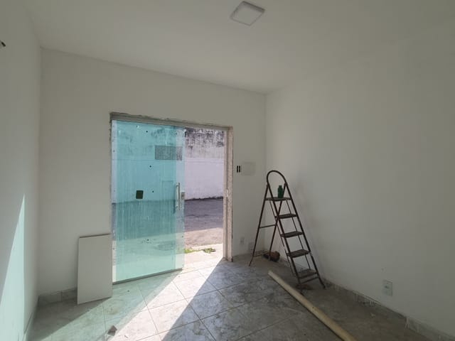 Sala para alugar, no bairro Campo Grande em Rio de Janeiro