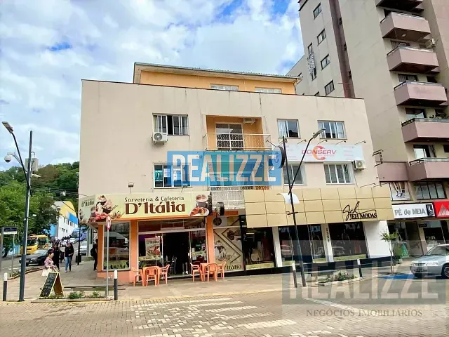 Sala para alugar, no bairro Centro em Marau