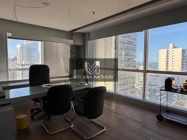 Sala para alugar, no bairro Praia da Costa em Vila Velha