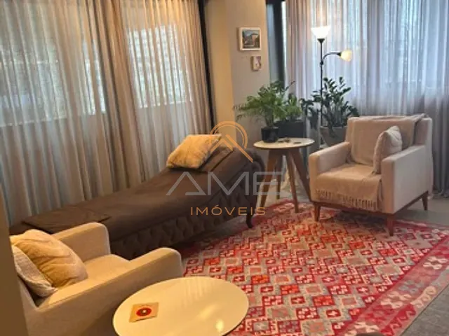 Sala à venda ou para alugar, no bairro São Gonçalo em Pelotas