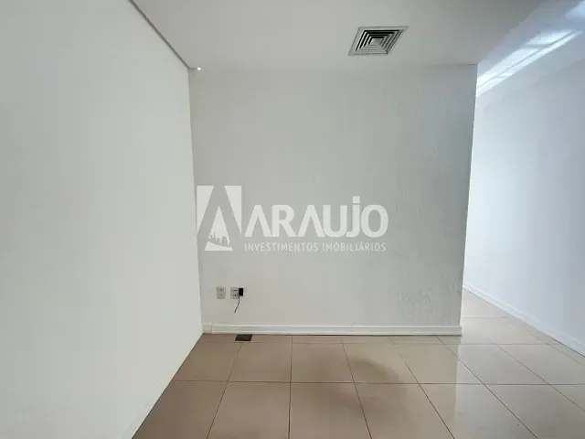 Sala com 90m², à venda, no bairro Centro em Itajaí