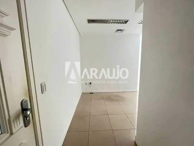 Sala com 90m², à venda, no bairro Centro em Itajaí