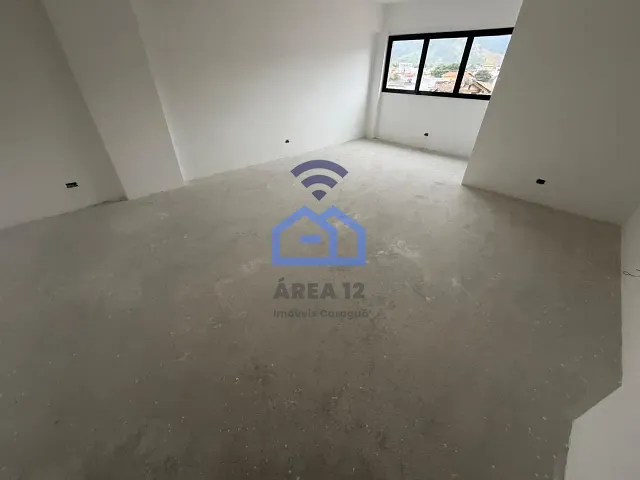 Sala à venda, no bairro Jardim Primavera em Caraguatatuba