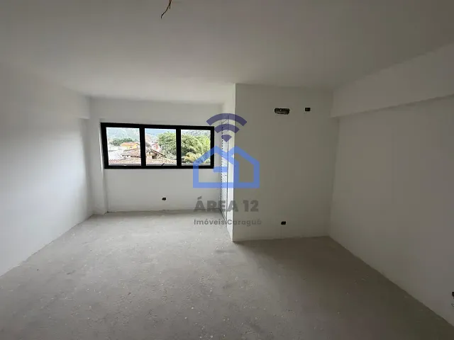 Sala à venda, no bairro Jardim Primavera em Caraguatatuba