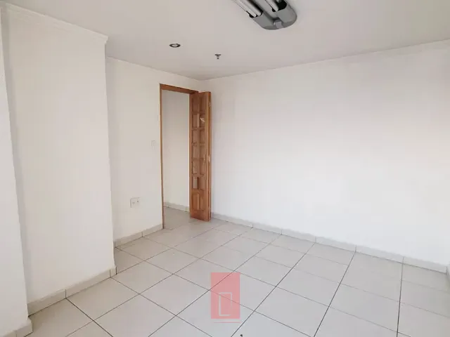 Sala para alugar, no bairro Santana em São Paulo