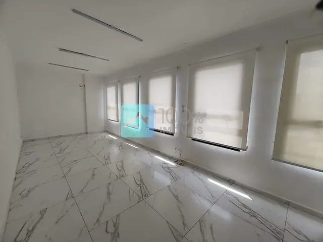 Sala com 45m², à venda ou para alugar, no bairro Centro em São José dos Campos
