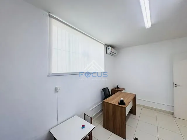 Sala com 10m², para alugar, no bairro Chácara Urbana em Jundiaí