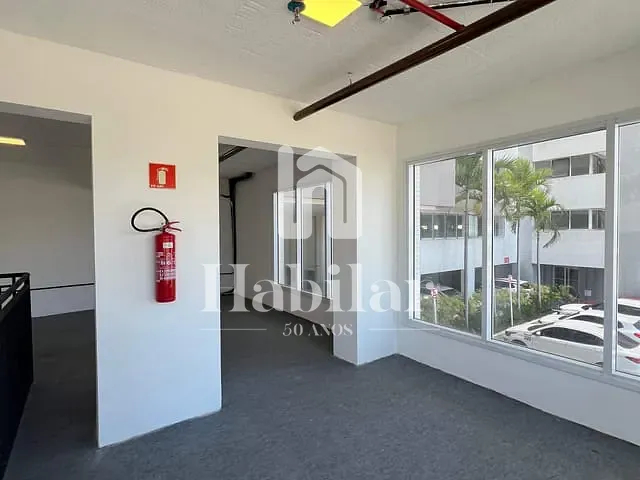 Sala para alugar, no bairro Jardins em Aracaju