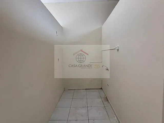 Sala para alugar, no bairro Centro em Rolândia