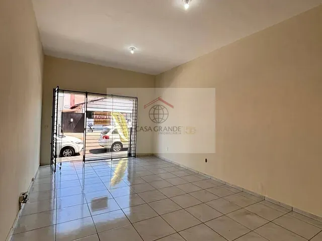 Sala para alugar, no bairro Centro em Rolândia