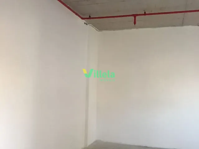 Sala à venda, no bairro Centro em Arujá