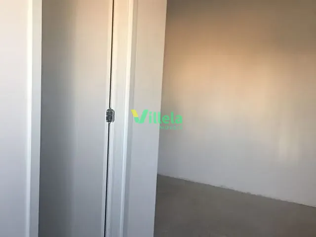 Sala à venda, no bairro Centro em Arujá