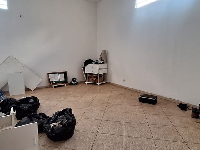 Sala para alugar, no bairro Jardim vitória em Cambé