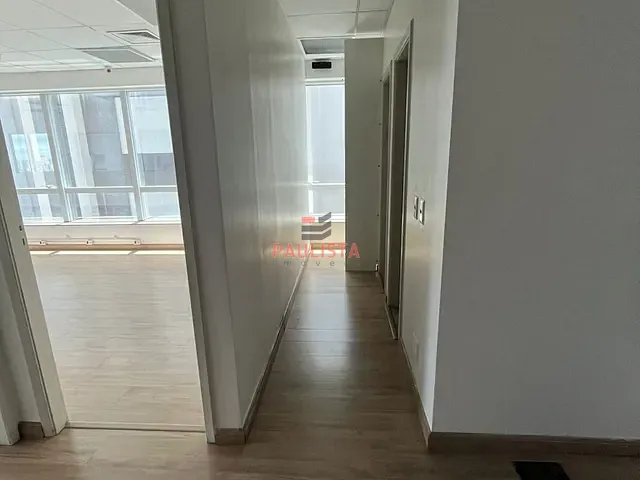 Sala para alugar, no bairro Mirandópolis em São Paulo