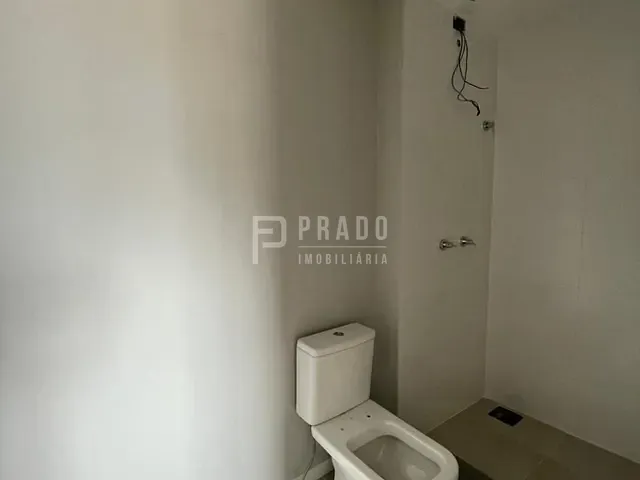 Sala à venda, no bairro São Gonçalo em Pelotas