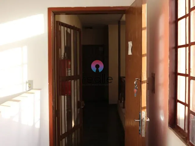 Sala com 400m², para alugar, no bairro Cachoeirinha em Belo Horizonte