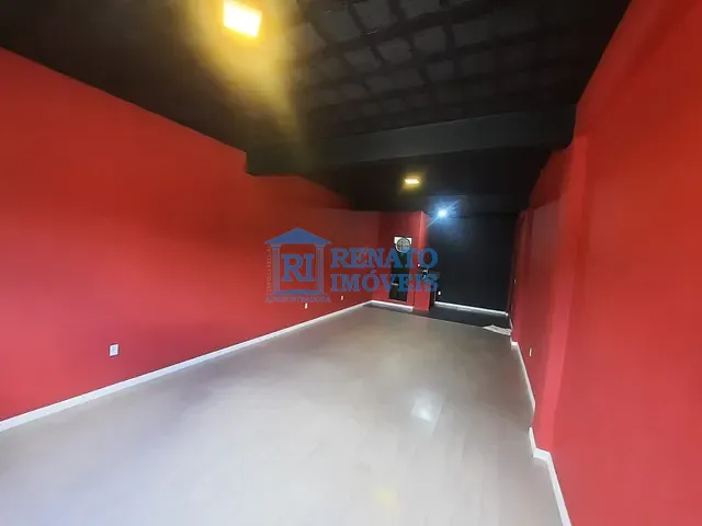 Sala para alugar, no bairro Centro em Maricá